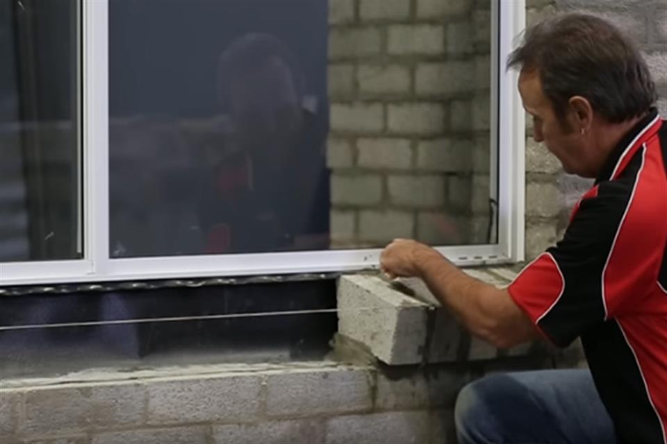 How to Install an Aluminium Sliding Window into Brick Veneer Construction